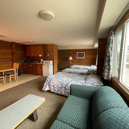 Raccoon Lodge Motel Sylvan Lake Buitenkant foto